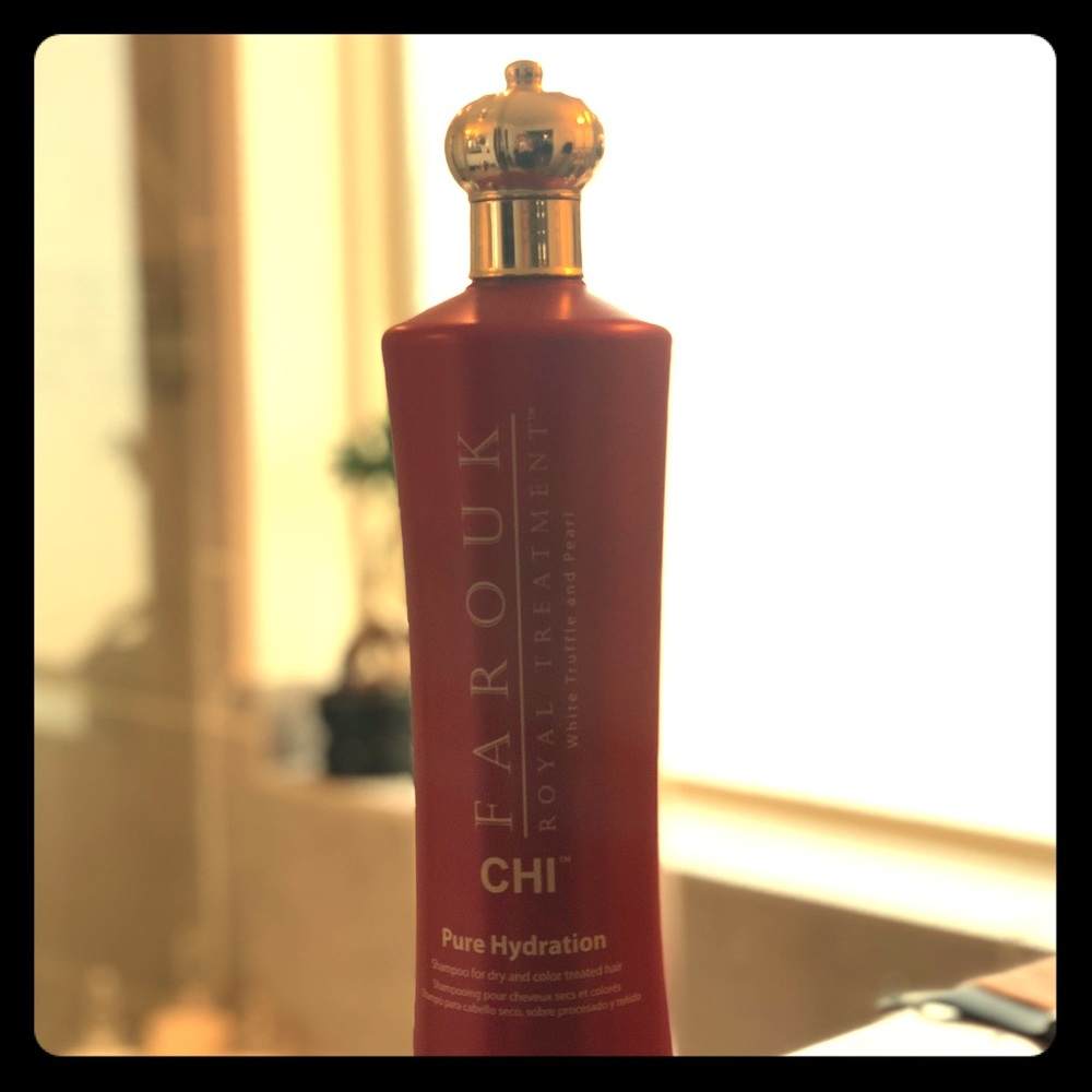 CHI Royal Treatment Pure Hydration Shampoo